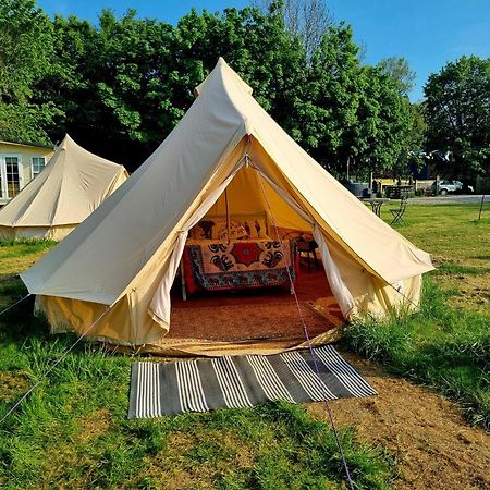Secret Garden Glamping African Themed Tent Newark-on-Trent (Nottinghamshire) Exterior foto