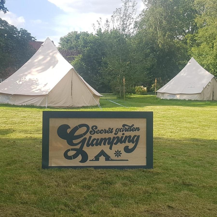 Secret Garden Glamping African Themed Tent Newark-on-Trent (Nottinghamshire) Exterior foto