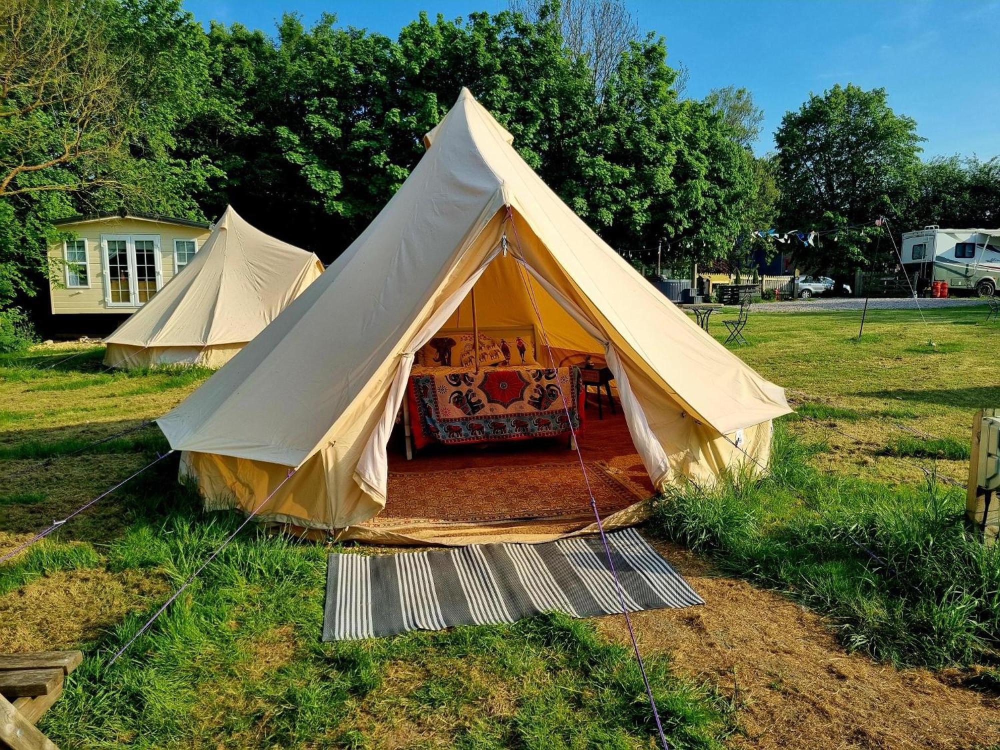 Secret Garden Glamping African Themed Tent Newark-on-Trent (Nottinghamshire) Exterior foto